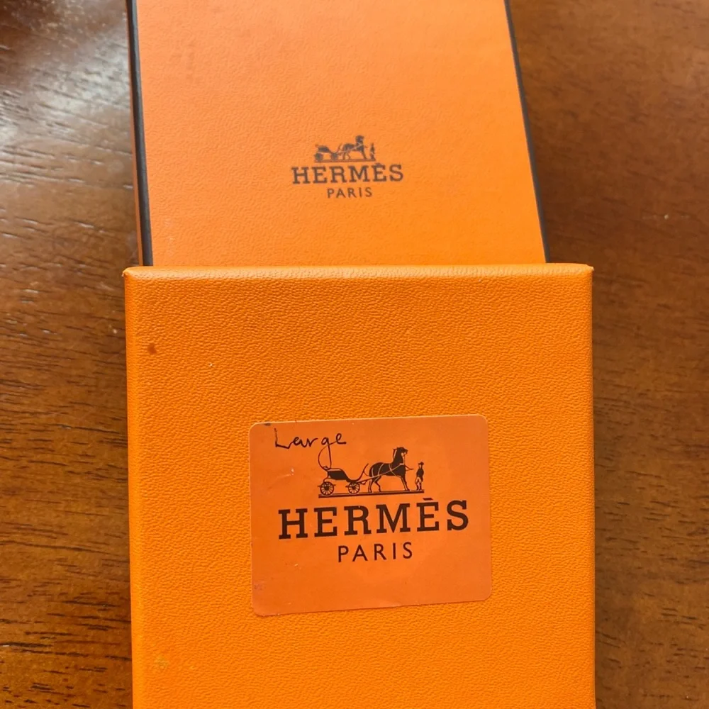 Hermes Red Enamel Clic H Bracelet - Picture 10 of 10